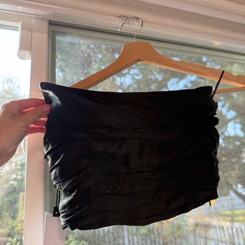Black Linen Sleeveless Ruched Crop Top NWT